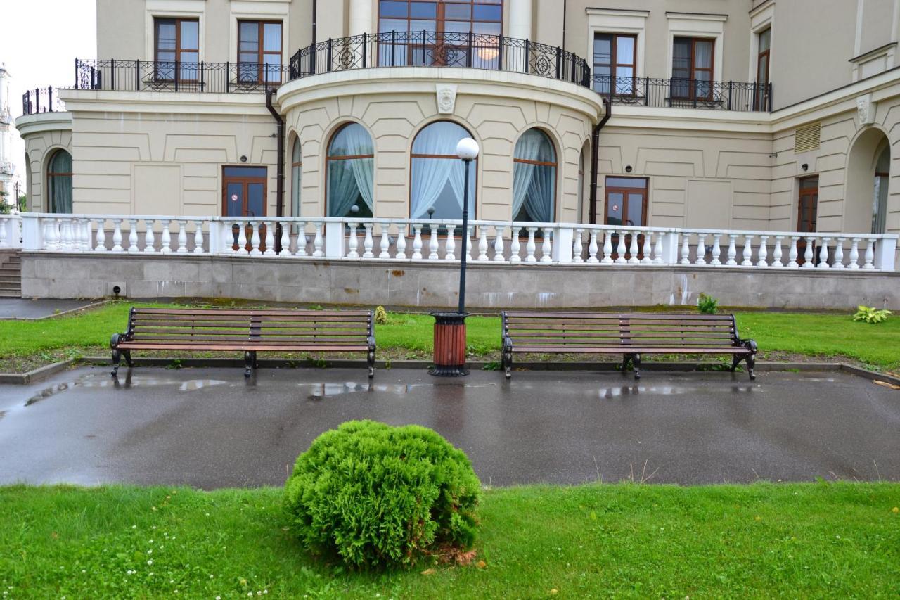 Volzhskaya Riviera Hotel Uglich Exteriér fotografie